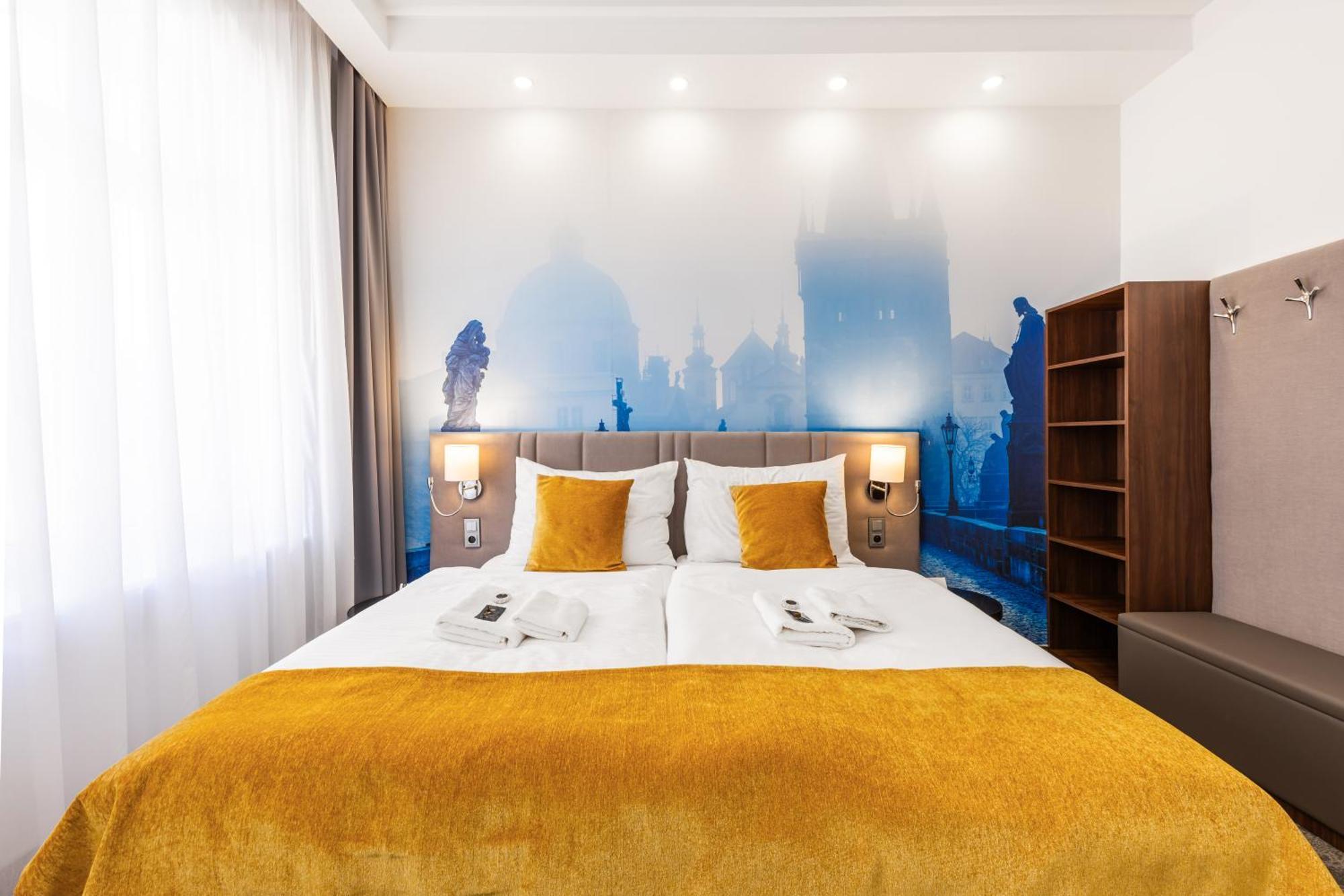 Hotel A1 Royal Plaza Praga Esterno foto