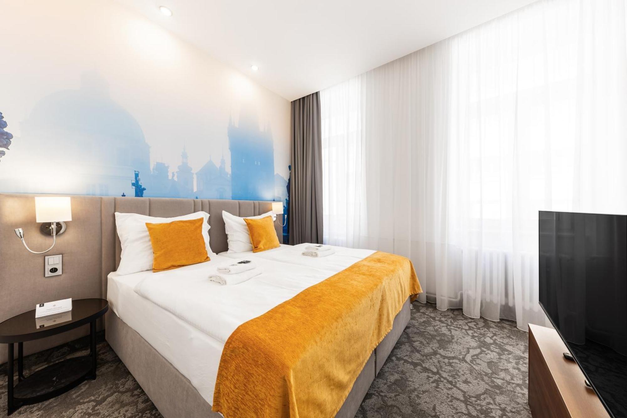 Hotel A1 Royal Plaza Praga Esterno foto